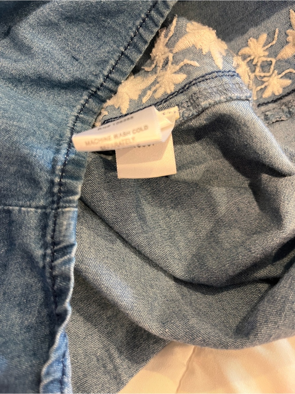 Garnet Hill chambray denim girl’s large blue shorts embroidery pull on - Picture 10 of 10